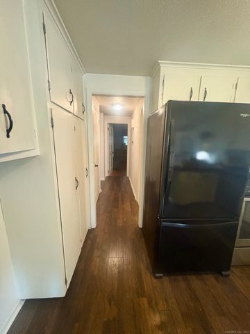 404 Newfield Street, Middletown, CT 06457