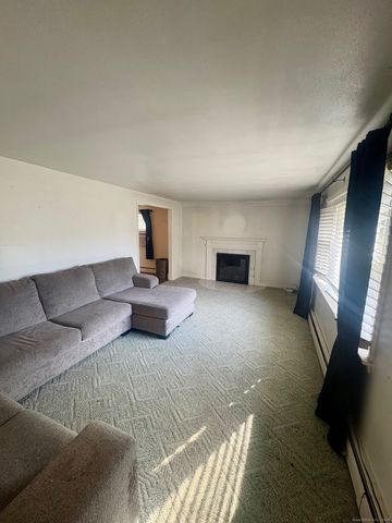 404 Newfield Street, Middletown, CT 06457