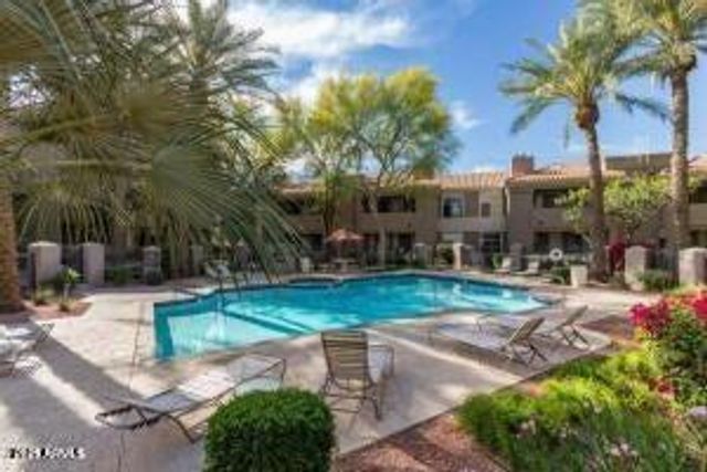 3830 E LAKEWOOD Parkway E 2013, Phoenix, AZ 85048