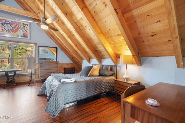 920 W Cedar Lane, Gatlinburg, TN 37738