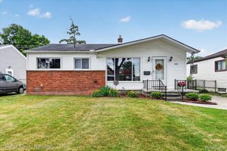 873 Schuman Street, Garden City, MI 48135