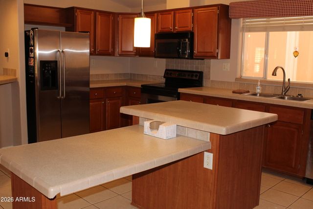 155 E Rodeo Road 6, Casa Grande, AZ 85122