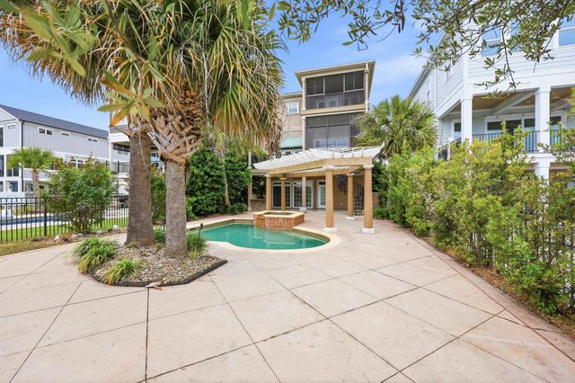 336 W Palms Dr., Myrtle Beach, SC 29579