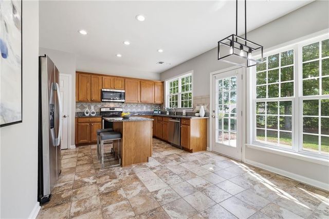 2015 Kyrle Lane, Duluth, GA 30097