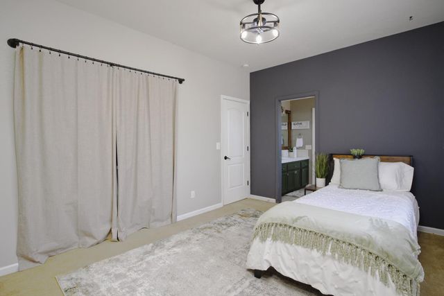 2848 Gayle Ln, Auburn, CA 95602
