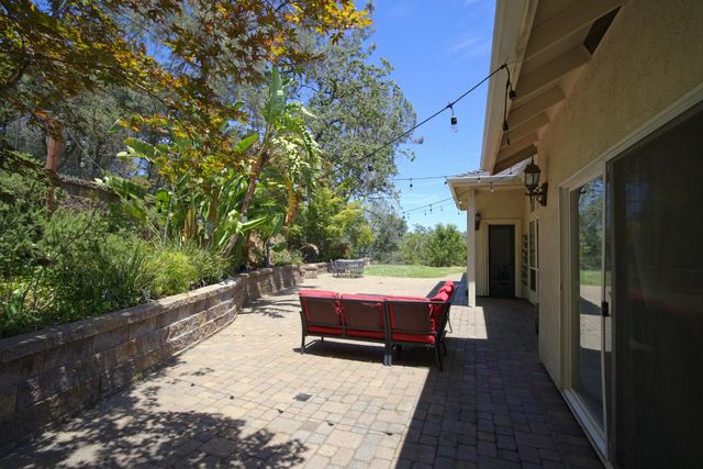 2848 Gayle Ln, Auburn, CA 95602