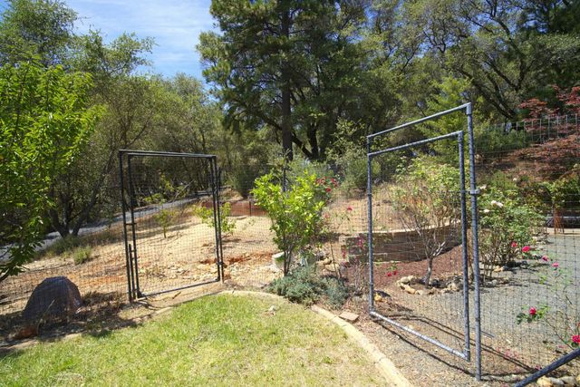 2848 Gayle Ln, Auburn, CA 95602