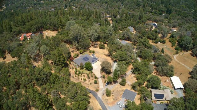 2848 Gayle Ln, Auburn, CA 95602