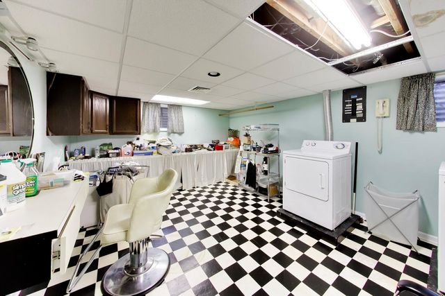 1081 Willson Drive, Des Plaines, IL 60016