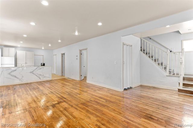 7645 Fisher Avenue, Warren, MI 48091