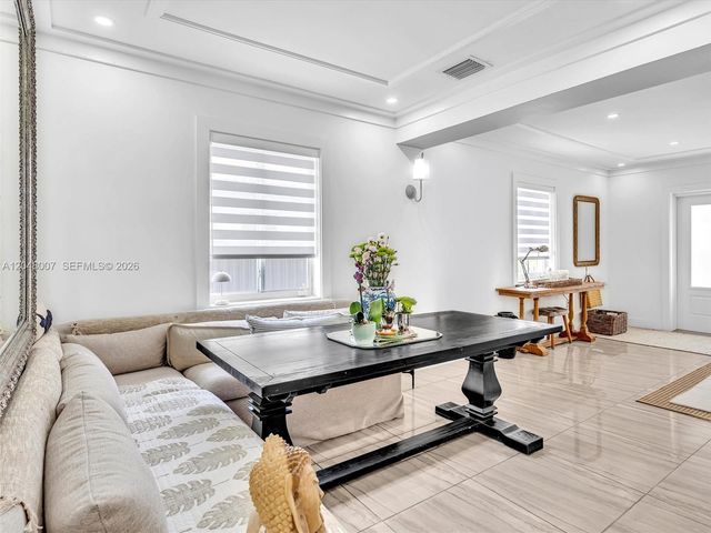 310 SW 65th Ave, Miami, FL 33144