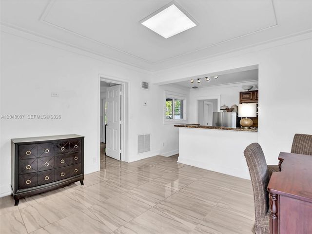 310 SW 65th Ave, Miami, FL 33144