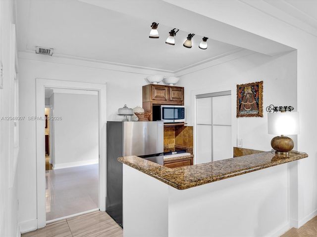 310 SW 65th Ave, Miami, FL 33144