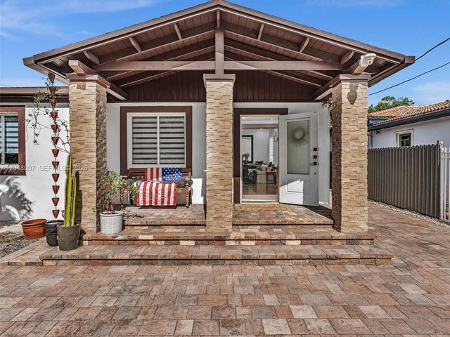 310 SW 65th Ave, Miami, FL 33144
