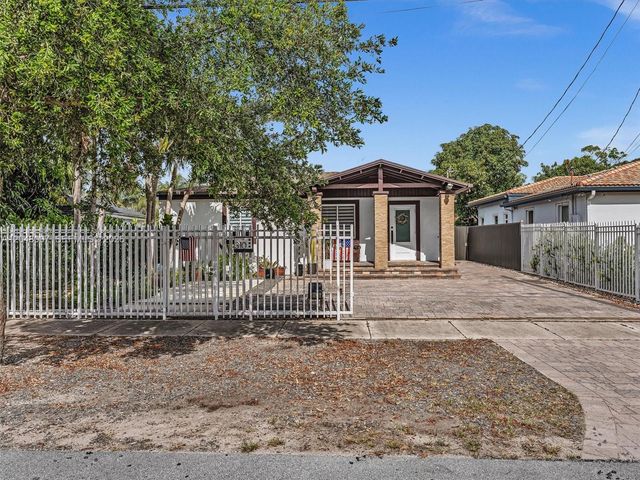 310 SW 65th Ave, Miami, FL 33144