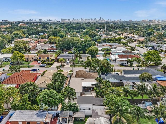 310 SW 65th Ave, Miami, FL 33144