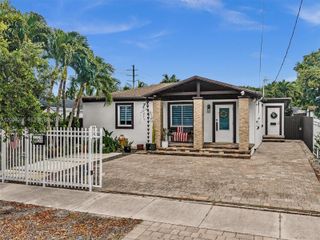 310 SW 65th Ave, Miami, FL 33144
