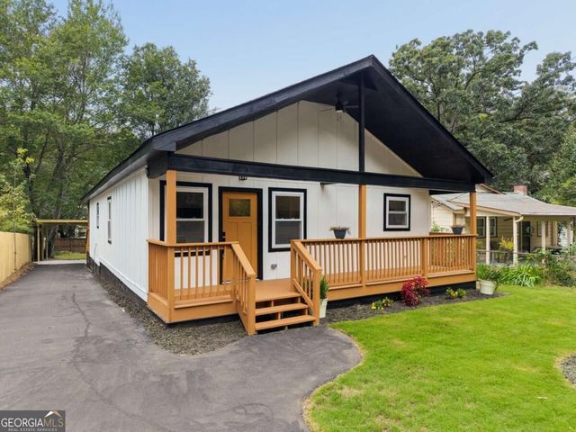 882 Tanner Drive, Scottdale, GA 30079
