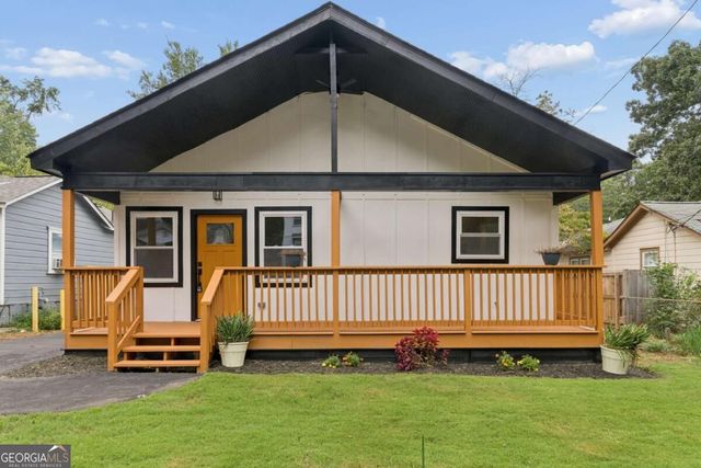 882 Tanner Drive, Scottdale, GA 30079