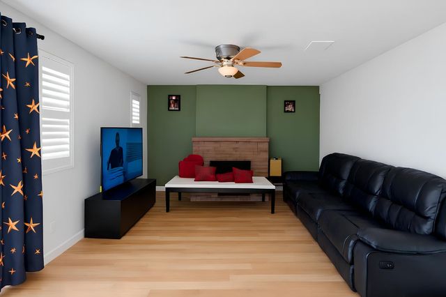 1815 E Frederick Avenue, Fresno, CA 93720