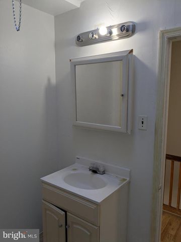 317 SAINT VINCENT ST, Philadelphia, PA 19111