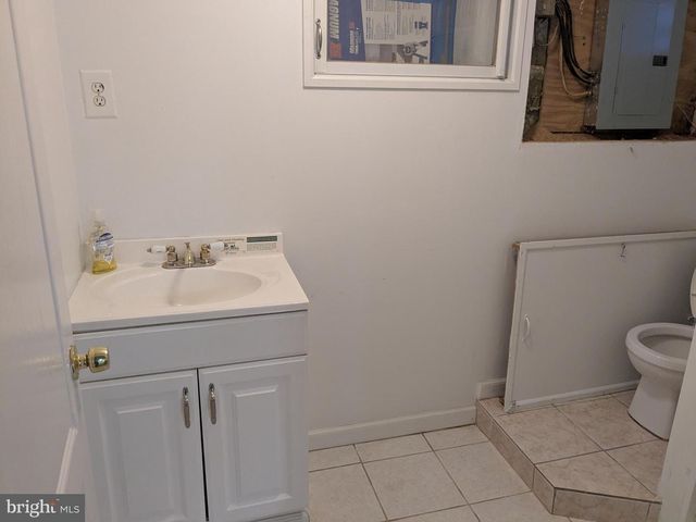 317 SAINT VINCENT ST, Philadelphia, PA 19111