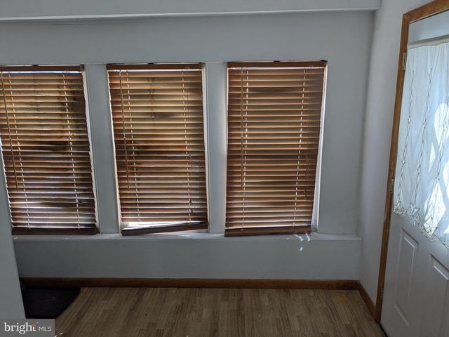 317 SAINT VINCENT ST, Philadelphia, PA 19111