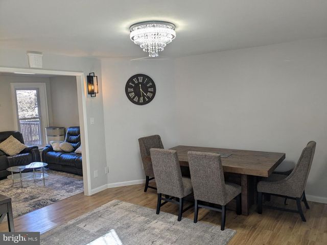 317 SAINT VINCENT ST, Philadelphia, PA 19111