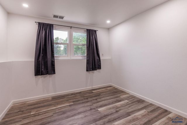 2612 PLATEAU LN, Rapid City, SD 57703