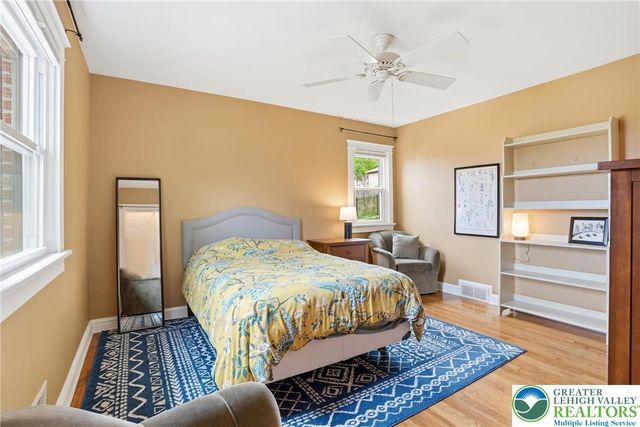 1670 Lindberg Street, Bethlehem Twp, PA 18020