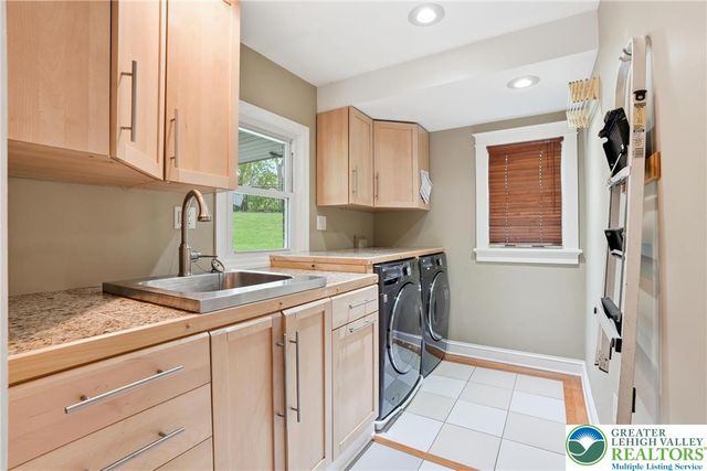 1670 Lindberg Street, Bethlehem Twp, PA 18020