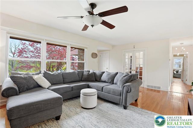 1670 Lindberg Street, Bethlehem Twp, PA 18020