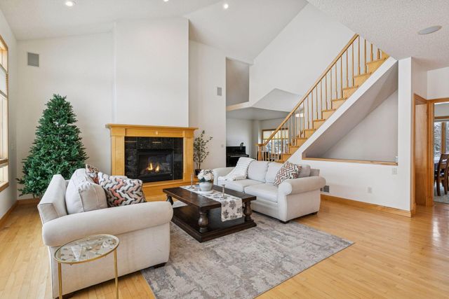 2728 Headland Court SW, Rochester, MN 55902