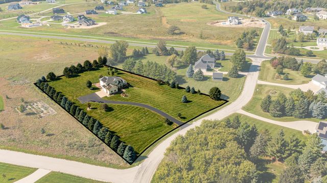 2728 Headland Court SW, Rochester, MN 55902