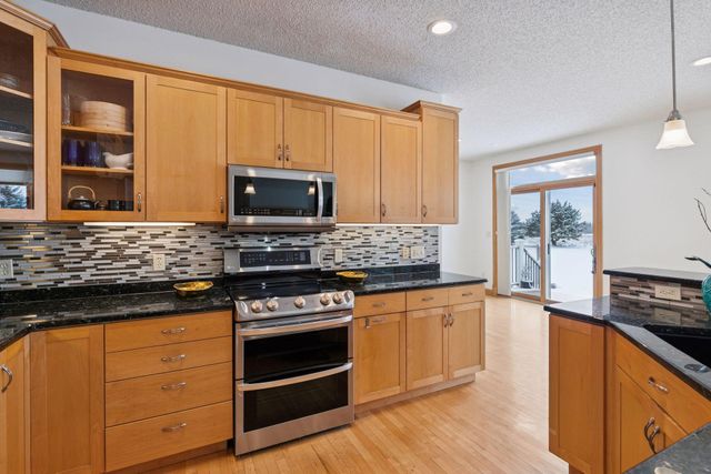 2728 Headland Court SW, Rochester, MN 55902