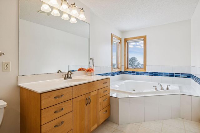 2728 Headland Court SW, Rochester, MN 55902