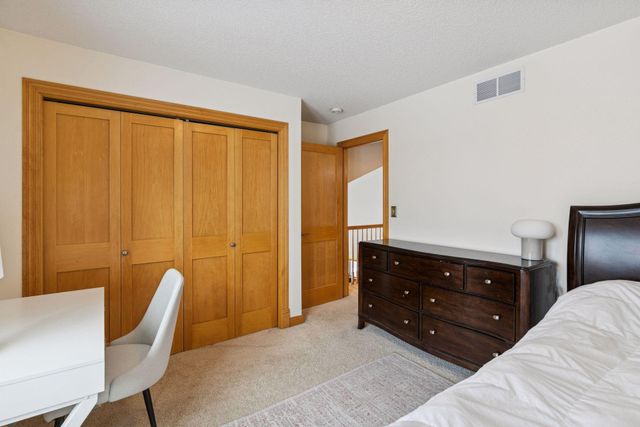 2728 Headland Court SW, Rochester, MN 55902