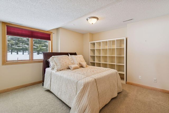 2728 Headland Court SW, Rochester, MN 55902