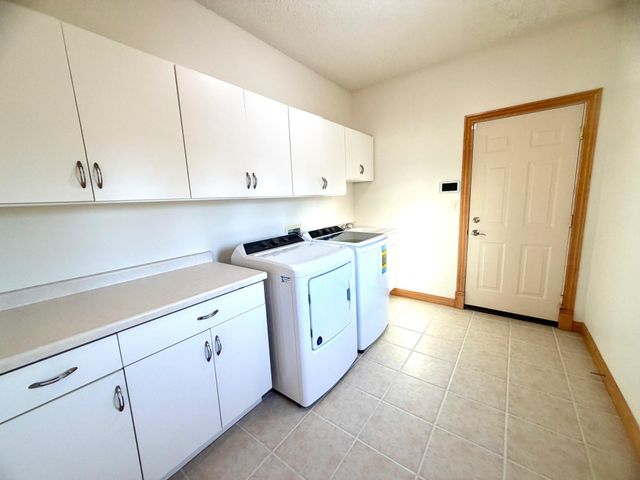 2728 Headland Court SW, Rochester, MN 55902