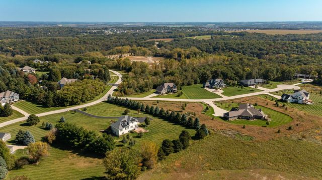 2728 Headland Court SW, Rochester, MN 55902