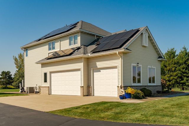 2728 Headland Court SW, Rochester, MN 55902