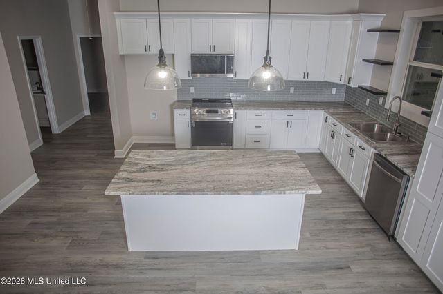 350 Menge Avenue, Pass Christian, MS 39571