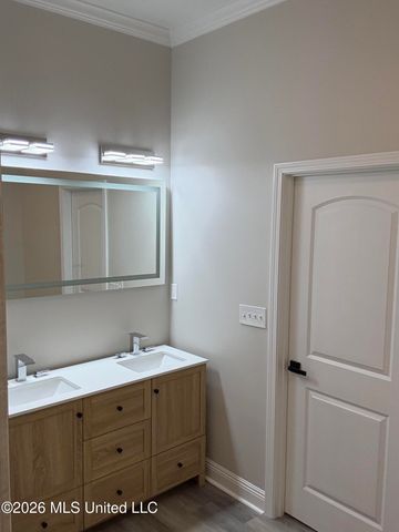 350 Menge Avenue, Pass Christian, MS 39571