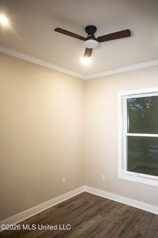 350 Menge Avenue, Pass Christian, MS 39571