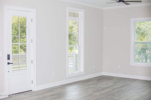 350 Menge Avenue, Pass Christian, MS 39571