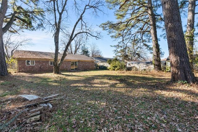 604 L Street, Barling, AR 72923
