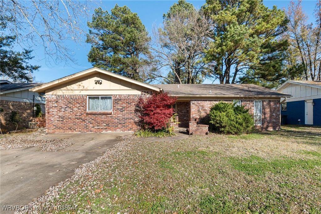 604 L Street, Barling, AR 72923