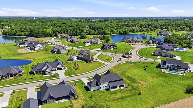 3874 Chapel Hill Court, Bargersville, IN 46106