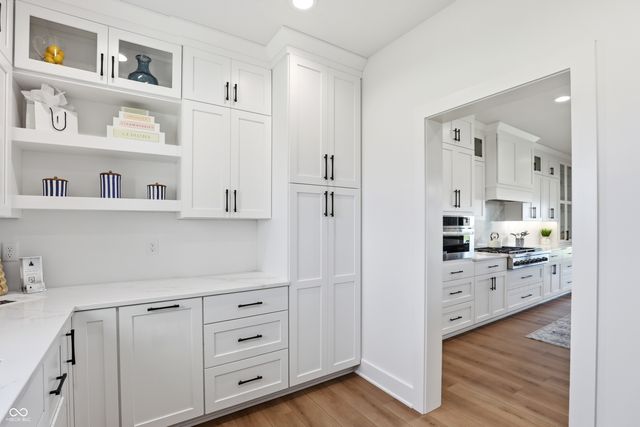 3874 Chapel Hill Court, Bargersville, IN 46106