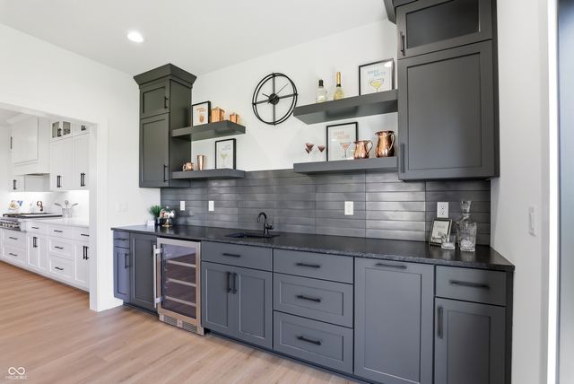 3874 Chapel Hill Court, Bargersville, IN 46106